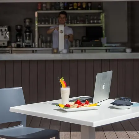 Aparthotel Veramar 4*