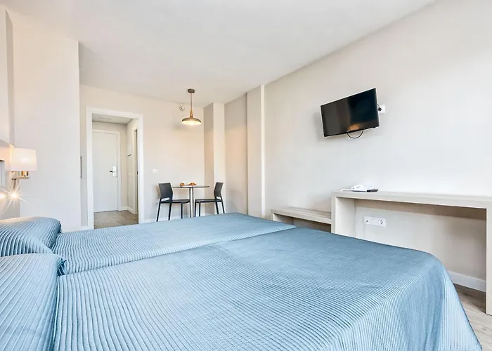 Veramar פואנגירולה