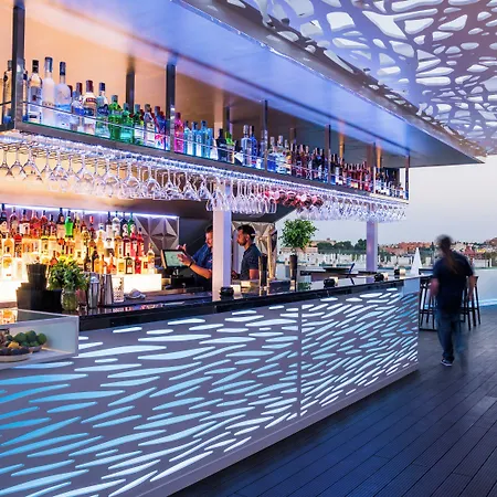 Veramar Aparthotel 4*