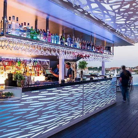 Veramar 公寓式酒店 4*
