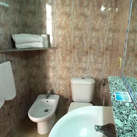 Veramar 4* פואנגירולה