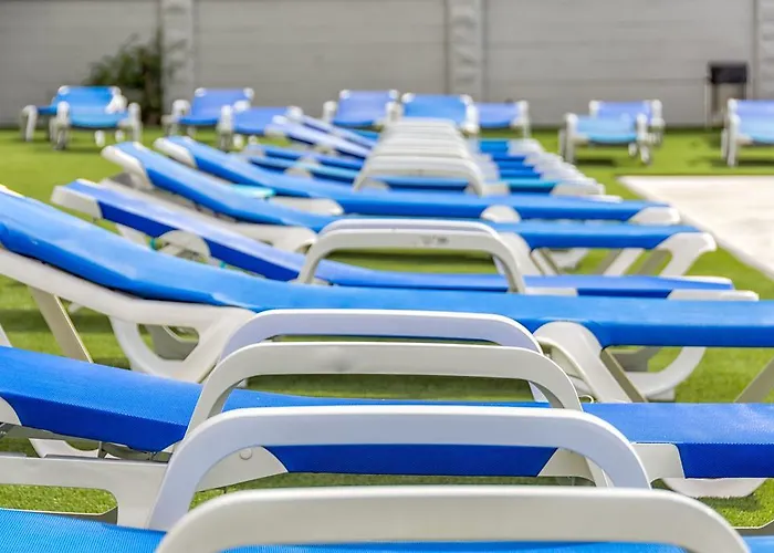 Ξενοδοχείο με διαμερίσματα Veramar 4*