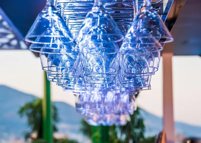 Ξενοδοχείο με διαμερίσματα Veramar