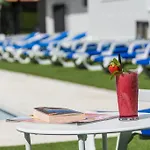 Veramar Aparthotel 4*